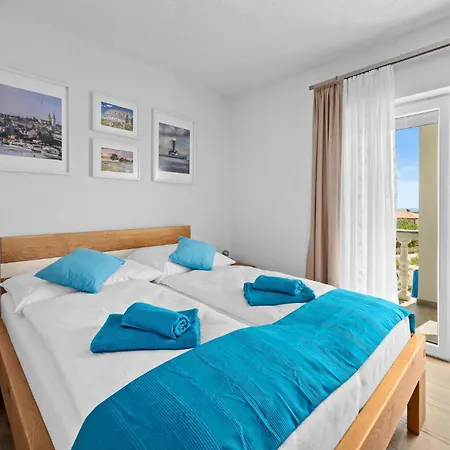 3 Bedroom Gorgeous In *